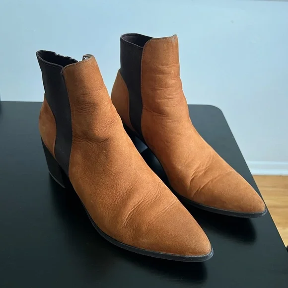 Aldo | Shoes | Aldo Chelsea Block Heel Boots | Poshmark display picture 1